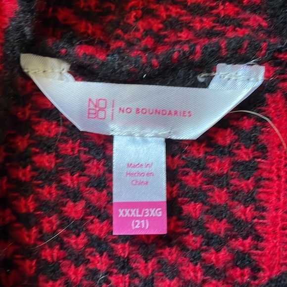 No boundaries xxxl (21) black and red plaid sweater - Picture 2 of 2